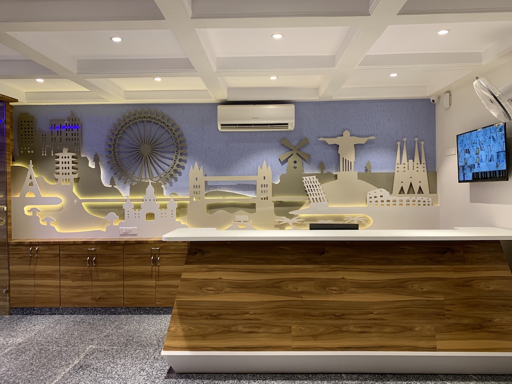 Reception desk